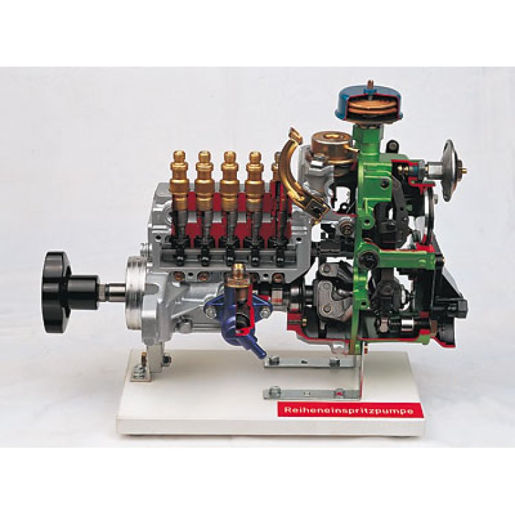 Injection pump with centrifugal governor