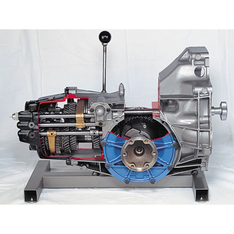 Fourspeed transmission with differential