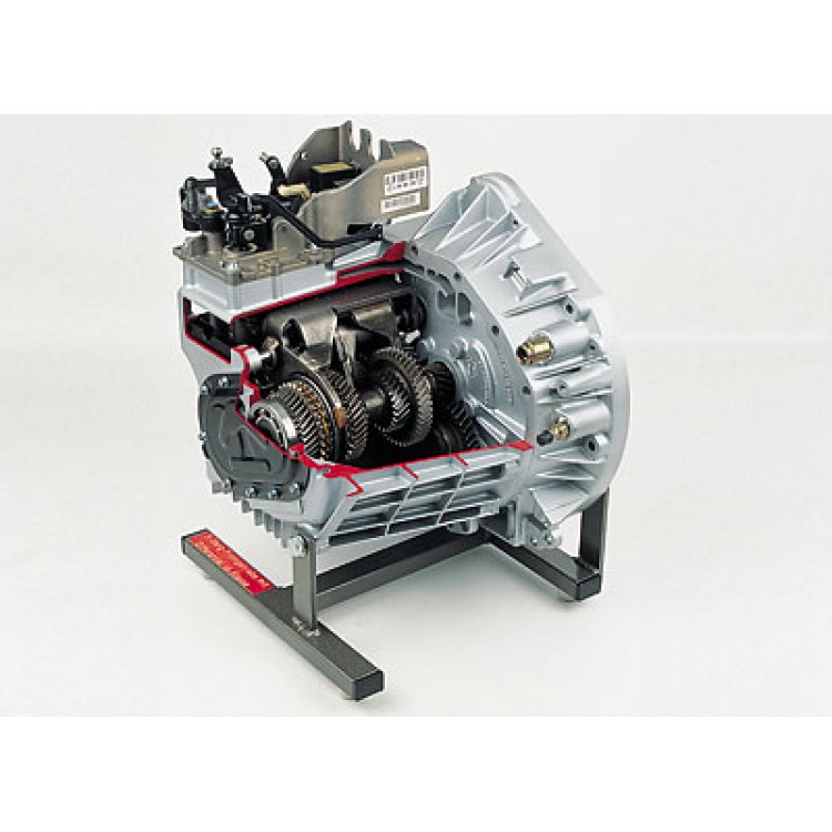 Modern fivespeed front transmission with differential